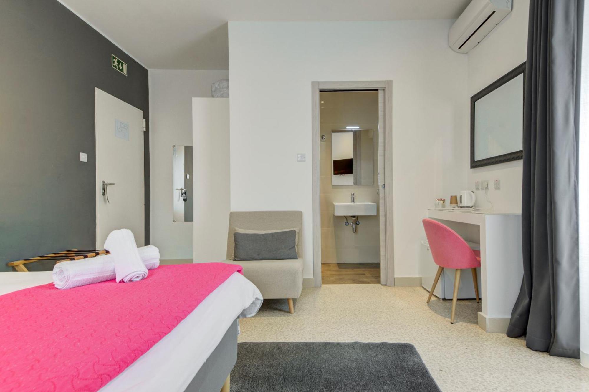 Caro Boutique Guest House San Ġwann Exterior foto