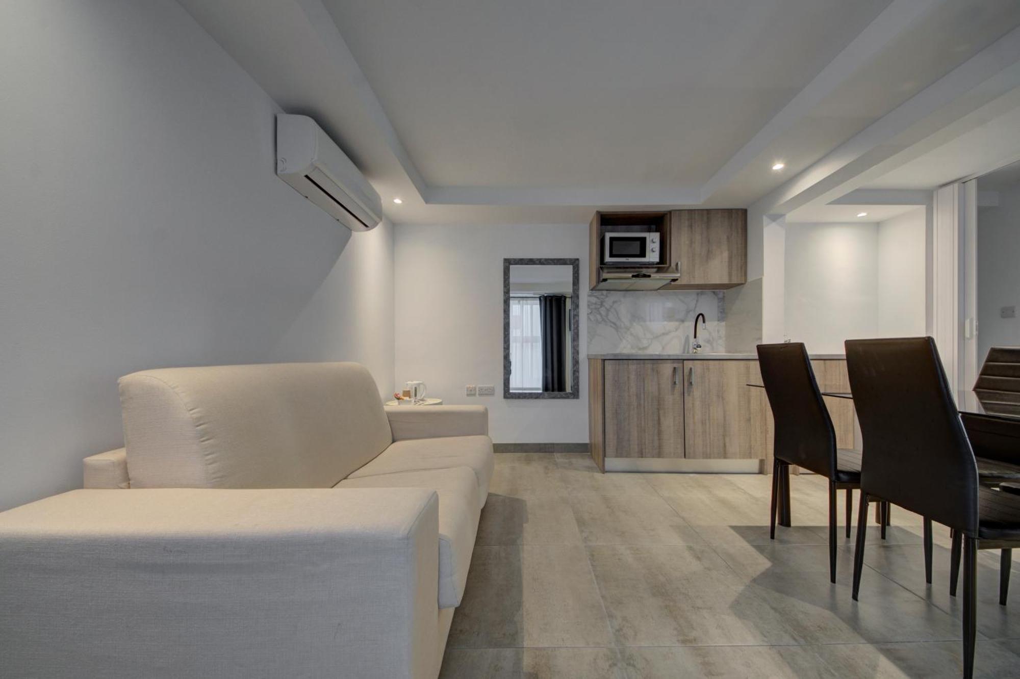 Caro Boutique Guest House San Ġwann Exterior foto